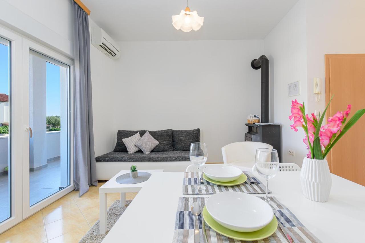 Apartmani Vita, Liznjan - Apartman 2 Buitenkant foto